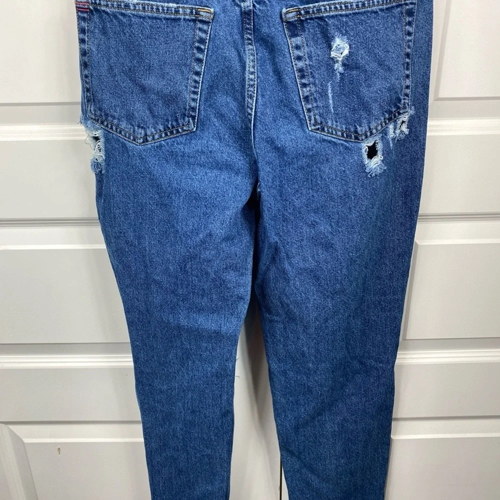 BDG Mom High Rise Destroyed Jeans Relaxed 28 Medium Wash Women’s